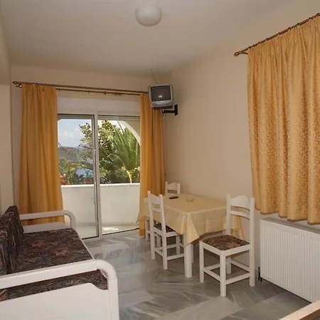 Aris Hotel